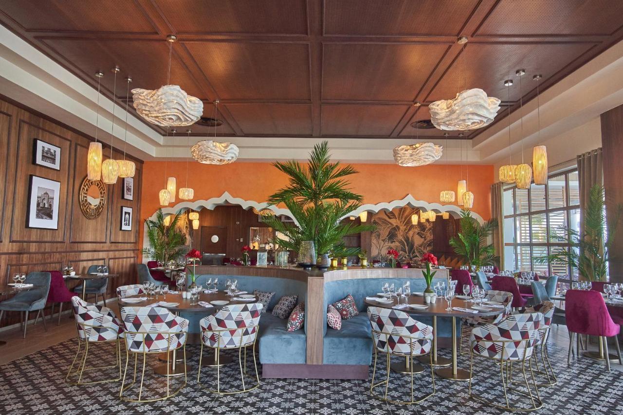 Bahia Principe Grand Punta Cana Exterior foto The interior of the restaurant